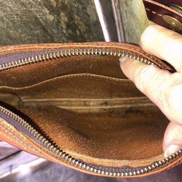 Vintage Boho Authentic Louis Vuitton crossbody - Picture 9 of 9